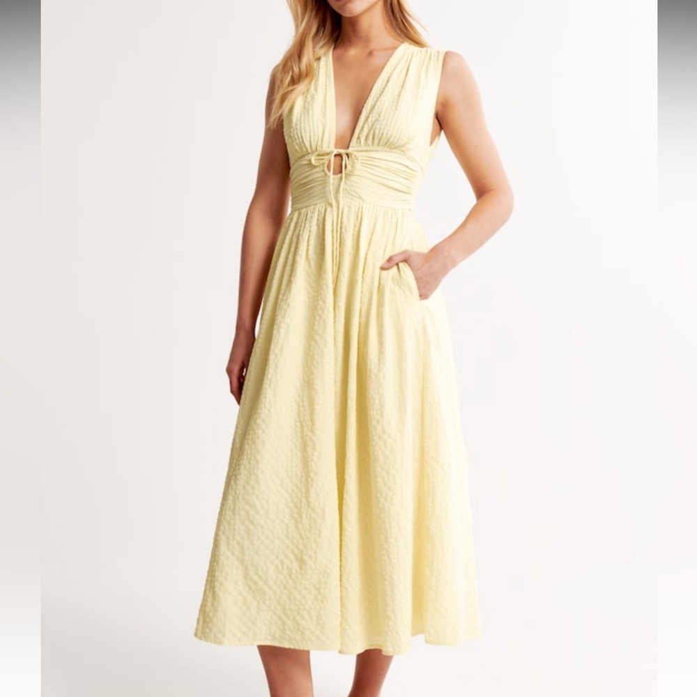Abercrombie Ruched midi dress